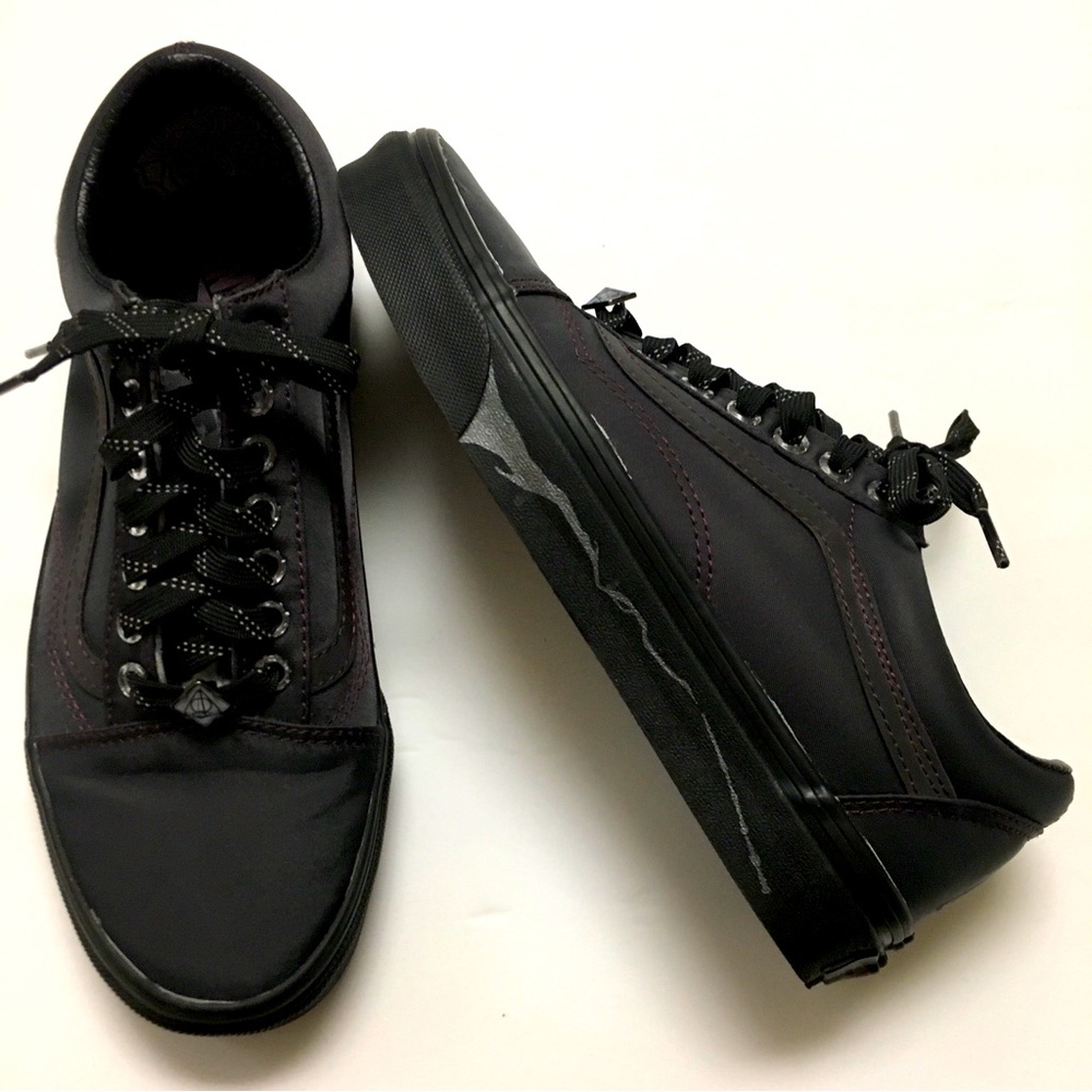 Vans Harry Potter Sneakers Size 8 Black Disney